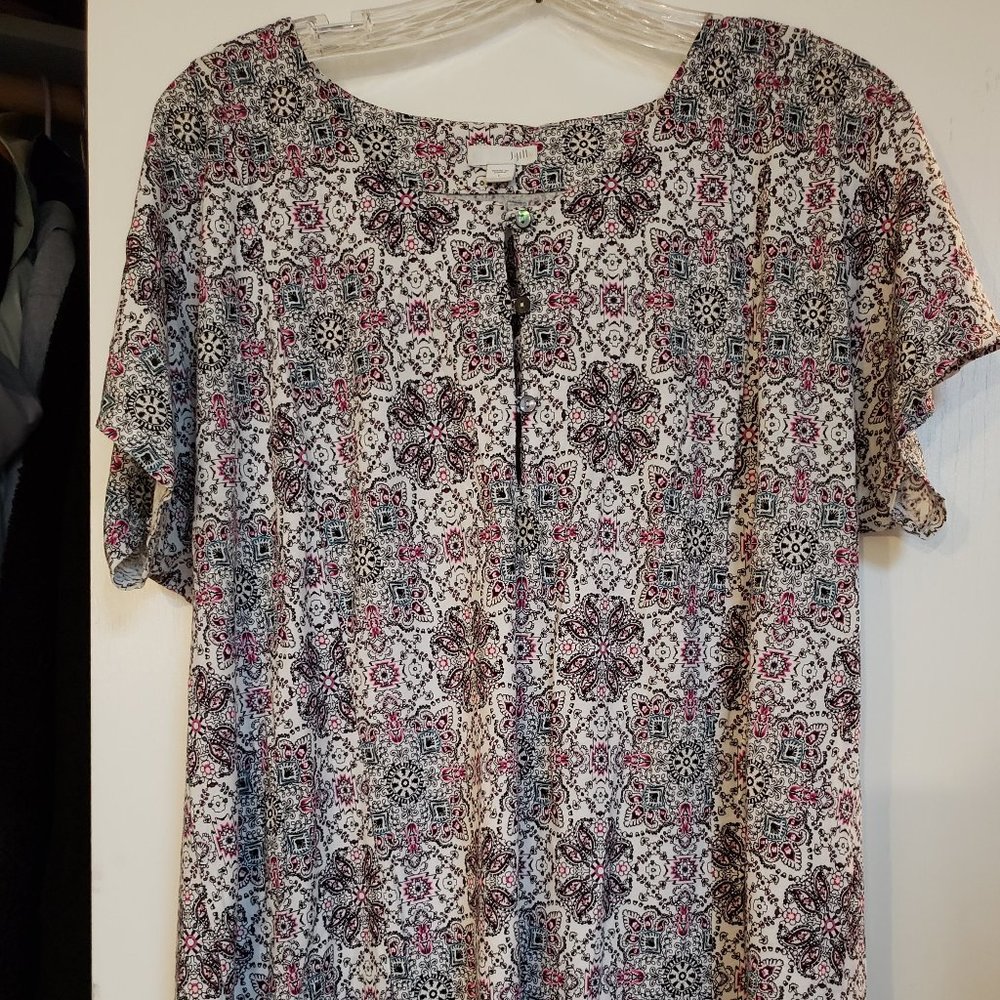 J. Jill size L (14-16) Top Short Sleeves, Cotton/Modal, White w/black teal pink